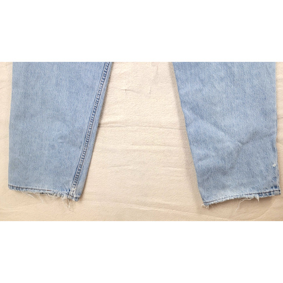 Vintage Levi's 505 Jeans Light Wash Distressed Ripped Frayed Hem Thrashed *READ* - Picture 7 of 16
